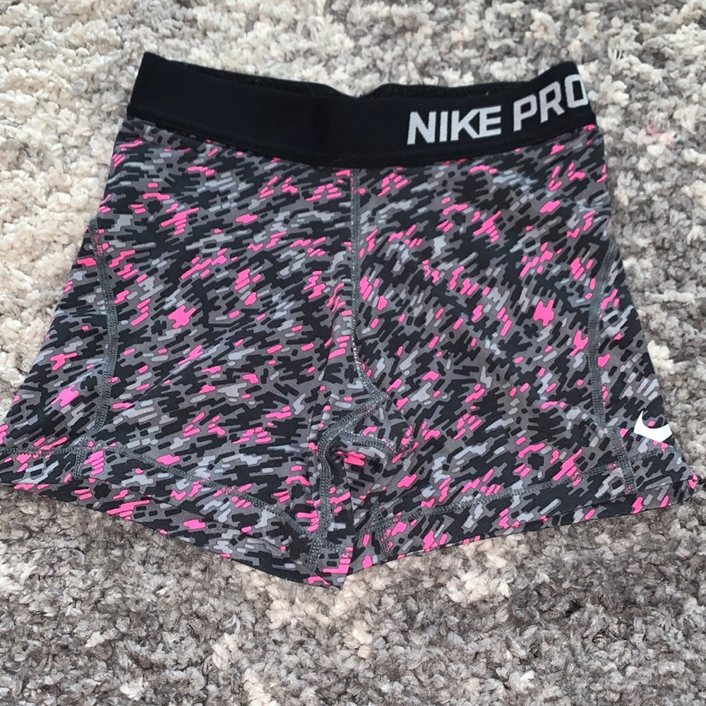 Girls Nike Pro Shorts